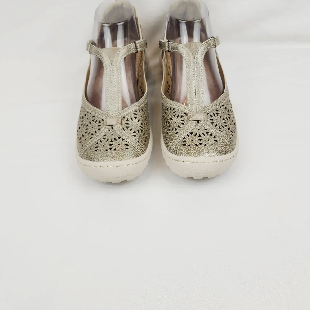 Jbu Daffodil Memory Foam Flat Shoes